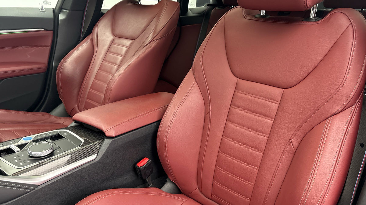BMW i4 Image 8