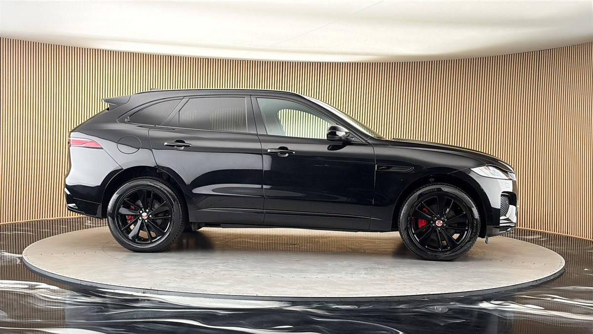 More views of Jaguar F-PACE