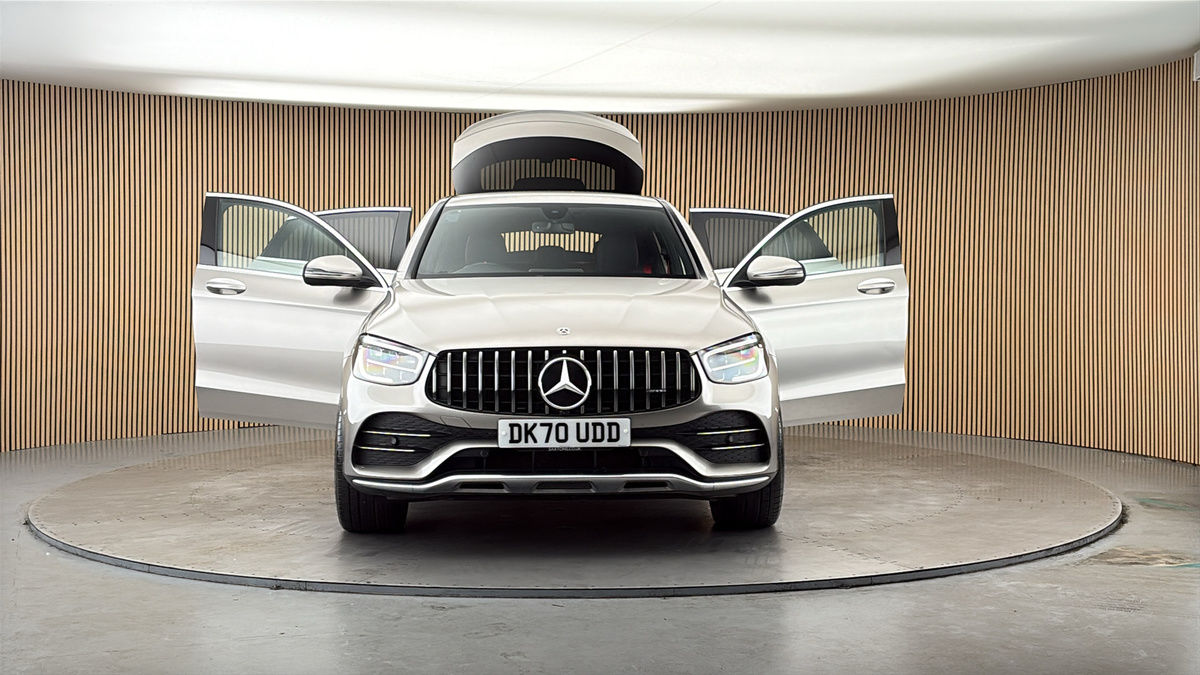 More views of Mercedes-Benz GLC