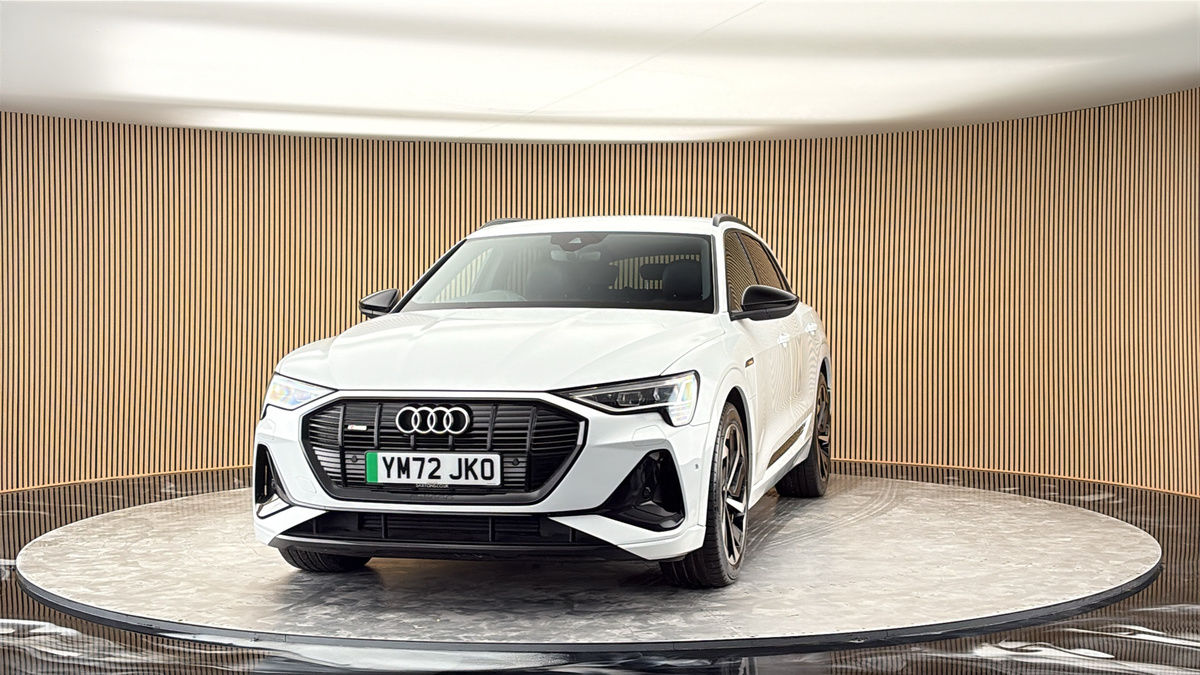 More views of Audi e-tron