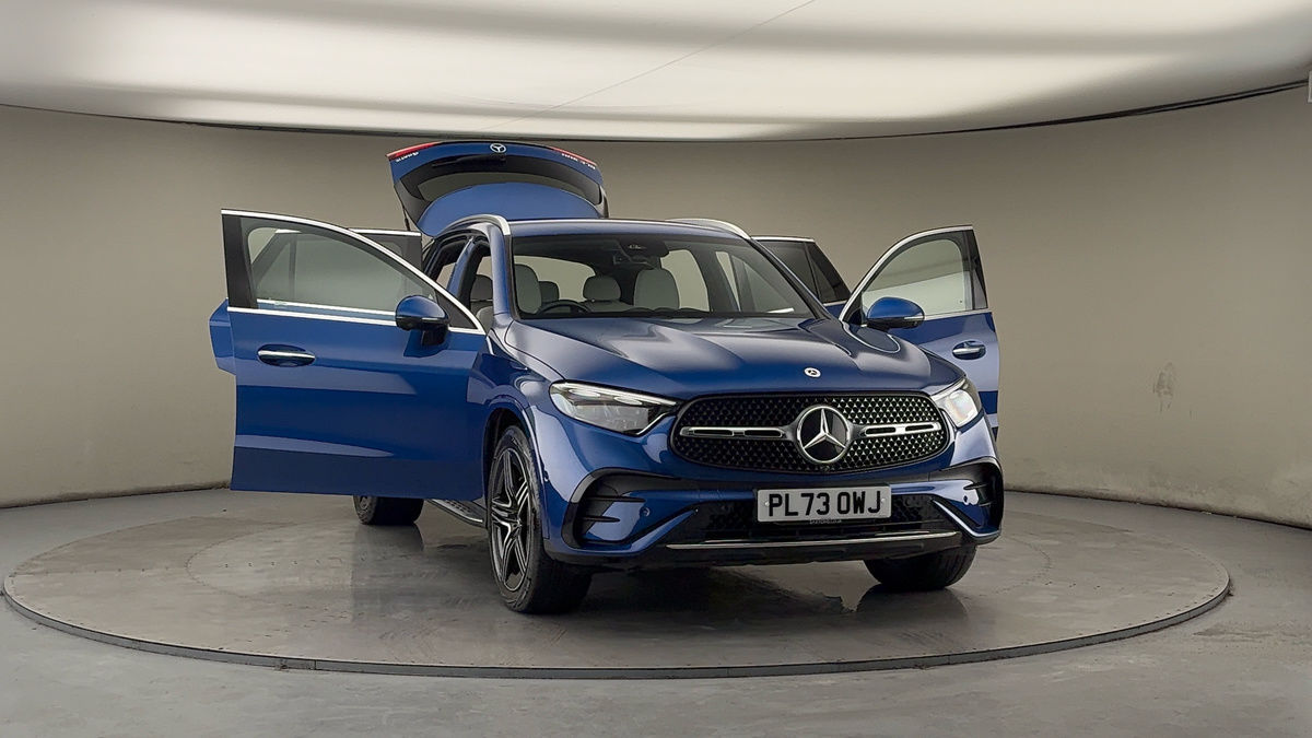 More views of Mercedes-Benz GLC