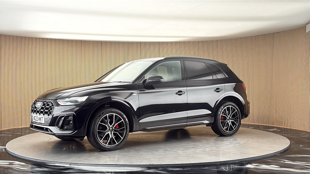 More views of Audi Q5