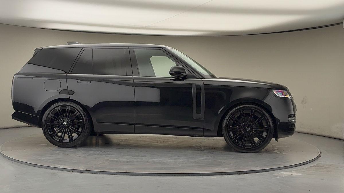 More views of Land Rover Range Rover