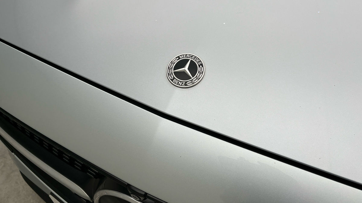 Mercedes-Benz E Class Image 24