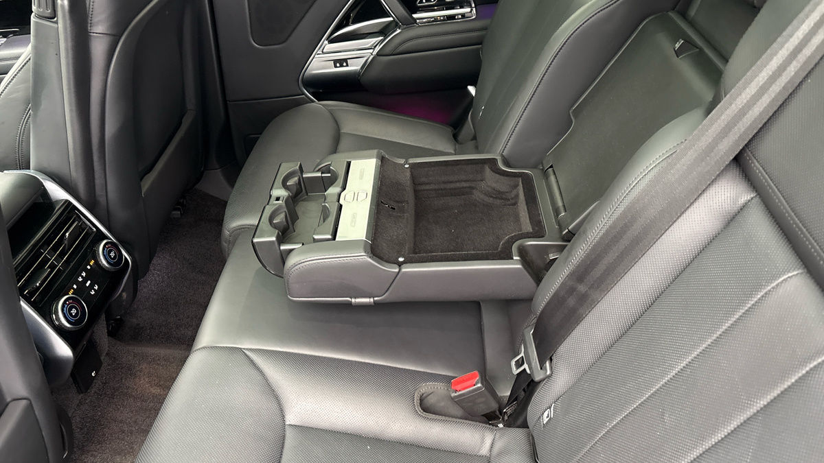 Land Rover Range Rover Image 9