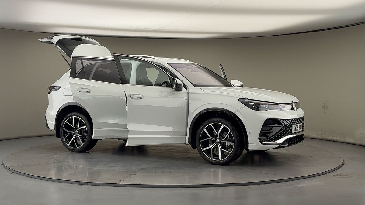 More views of Volkswagen Tiguan