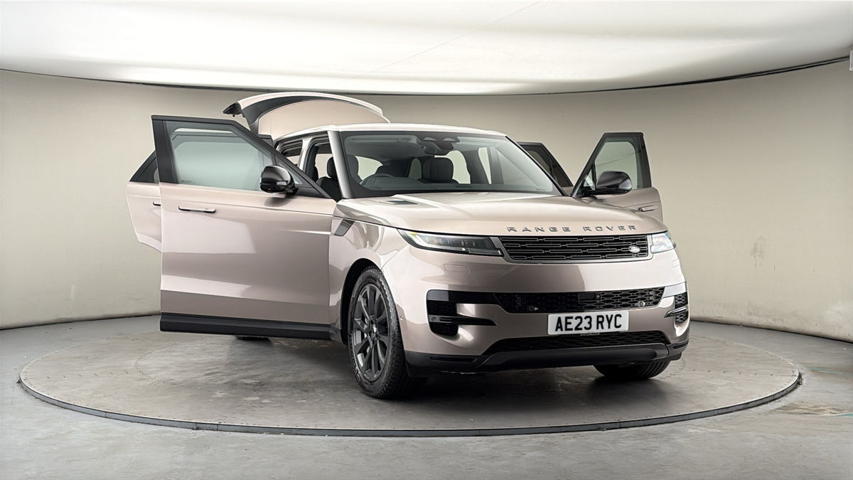 More views of Land Rover Range Rover Sport