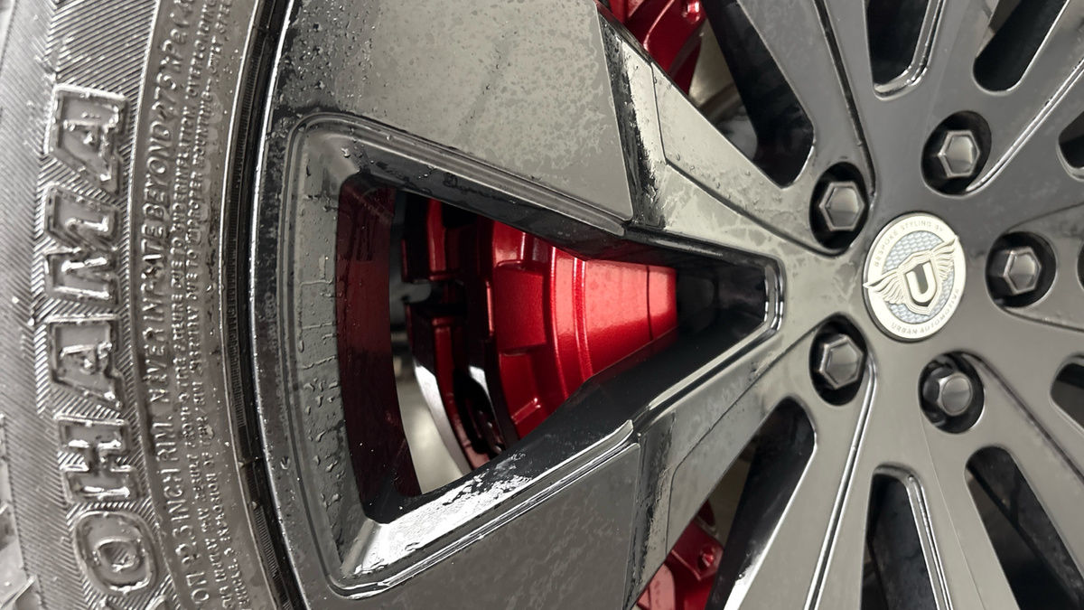 Land Rover Defender 110 Urban Image 26