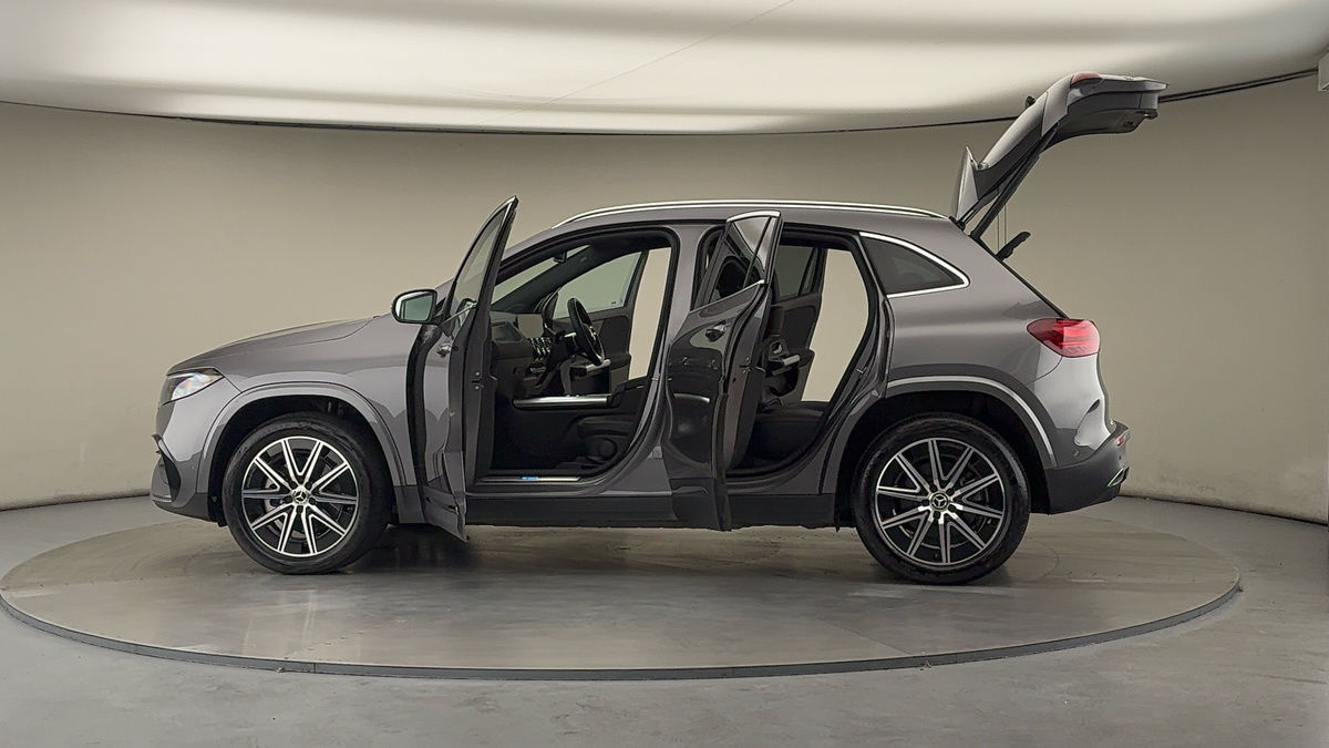 More views of Mercedes-Benz EQA