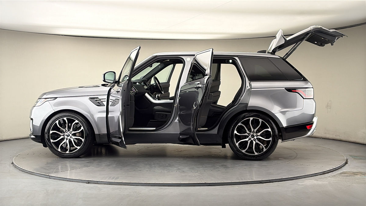 More views of Land Rover Range Rover Sport