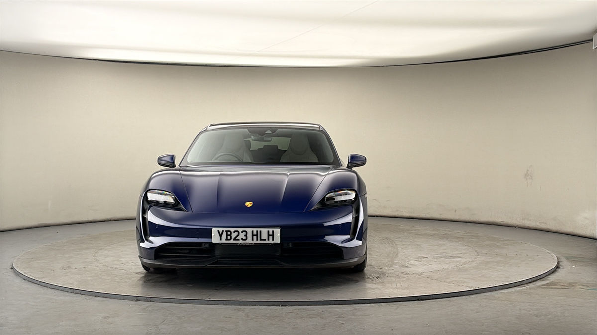 Porsche Taycan Image 3