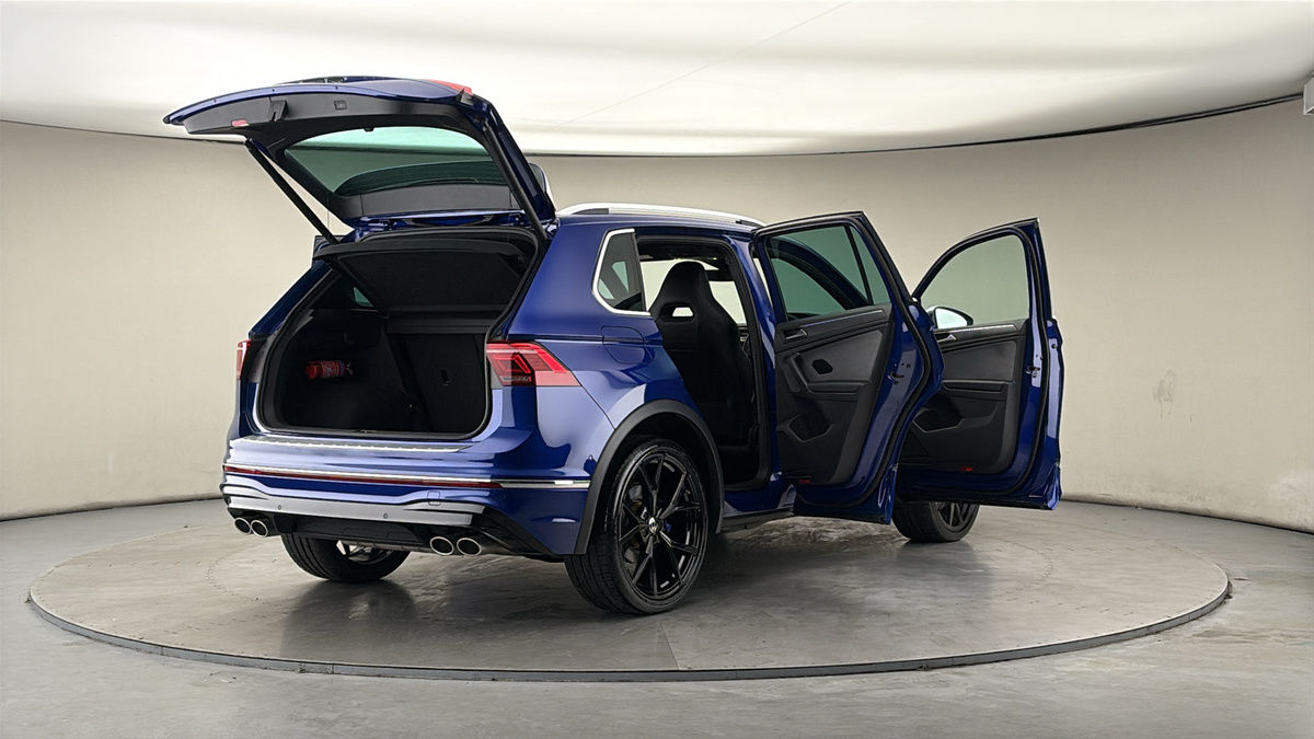 More views of Volkswagen Tiguan