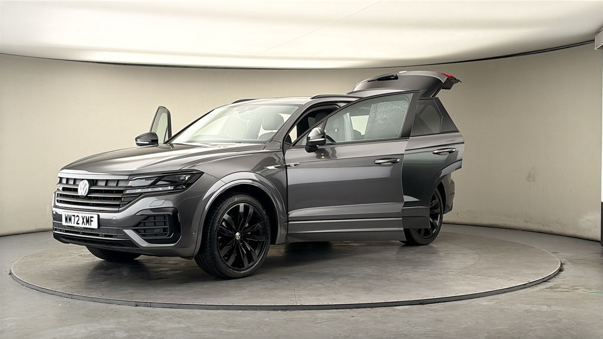 Volkswagen Touareg Image 22