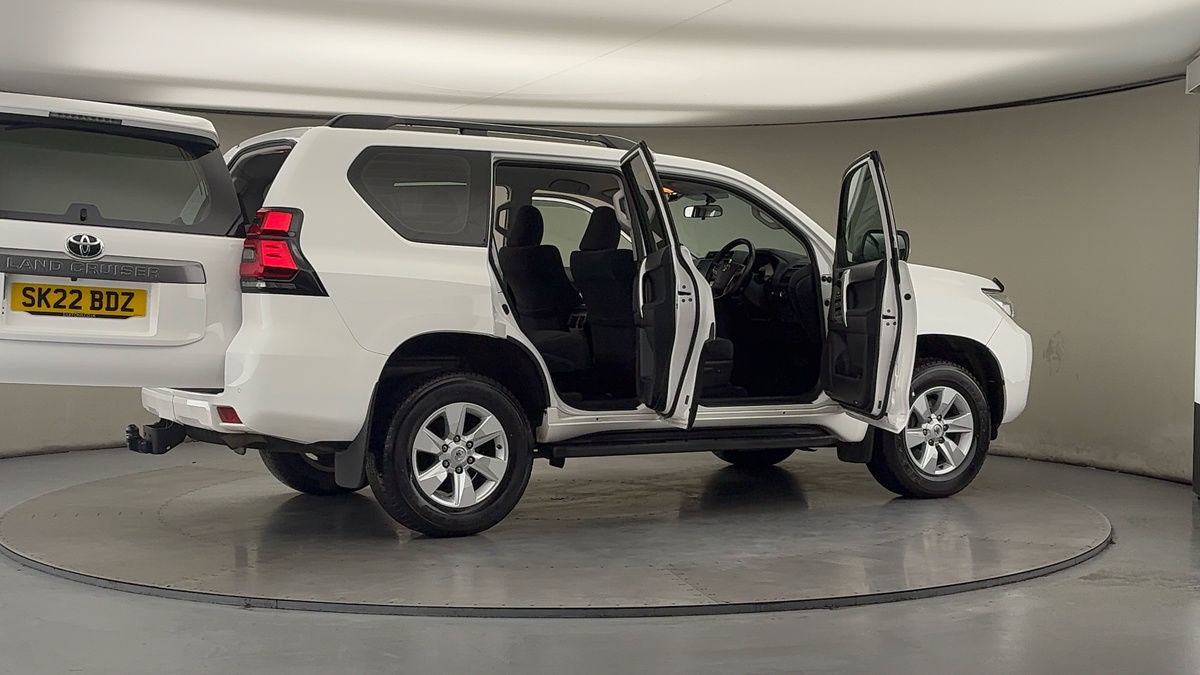 More views of Toyota Land Cruiser