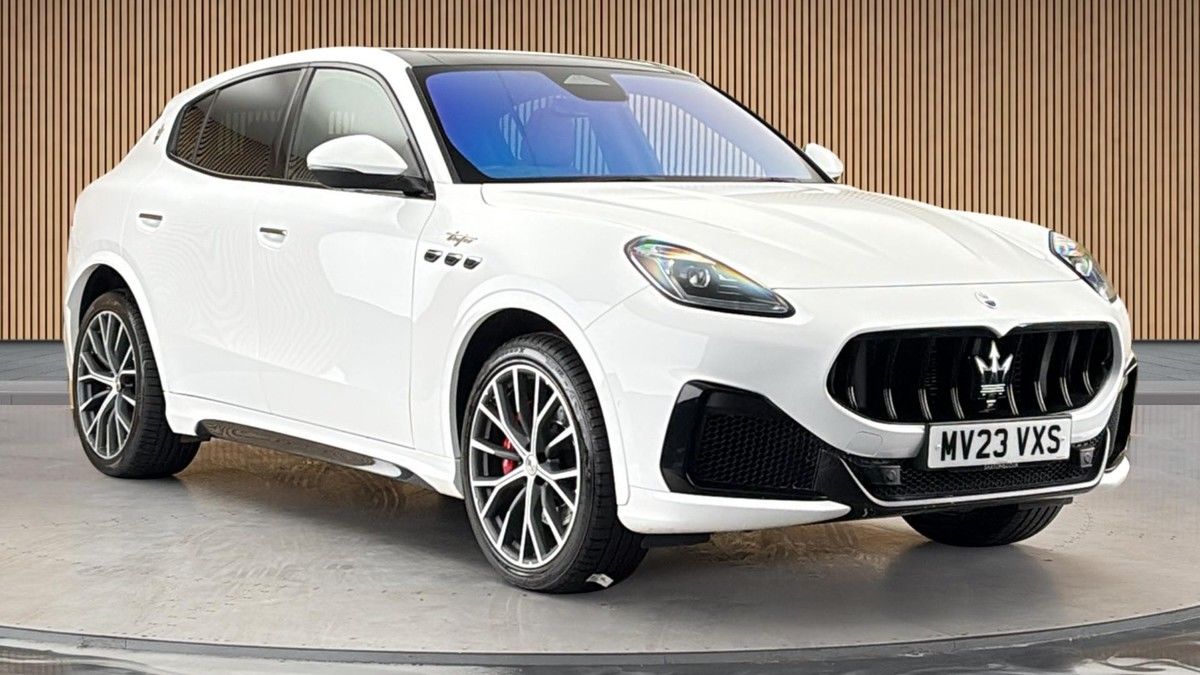 Maserati Grecale Sticky Header Image