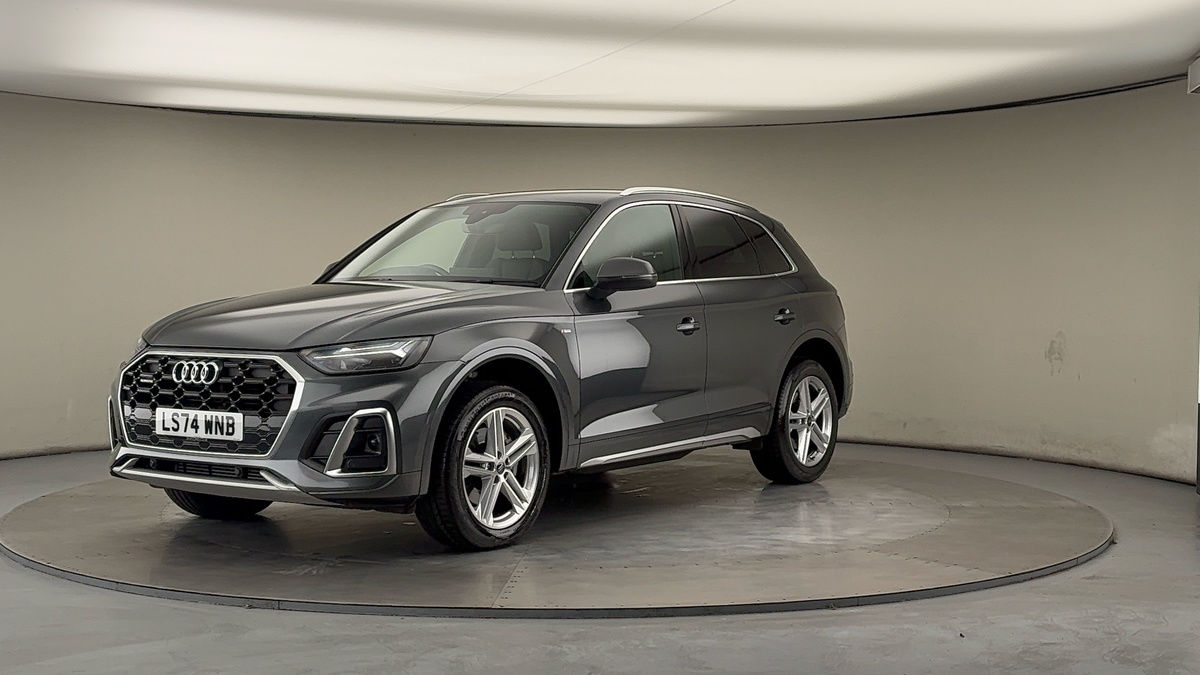 More views of Audi Q5