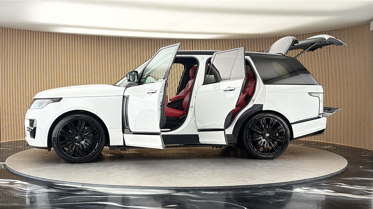 More views of Land Rover Range Rover
