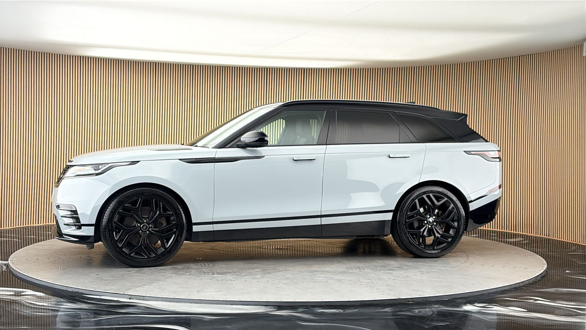 More views of Land Rover Range Rover Velar