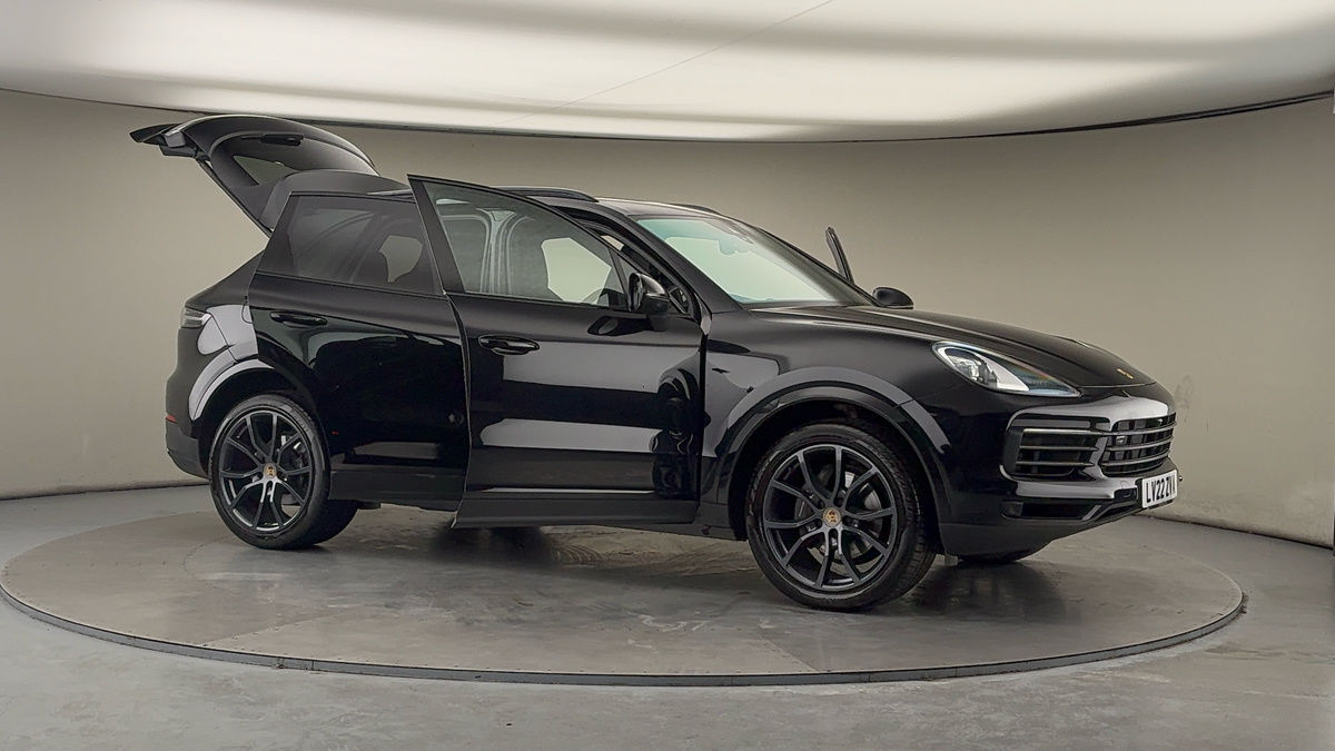 More views of Porsche Cayenne