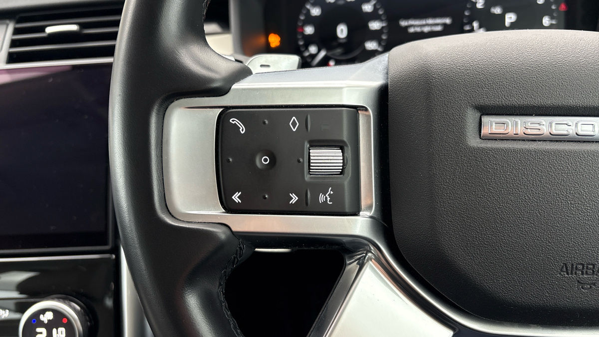 Land Rover Discovery Image 13