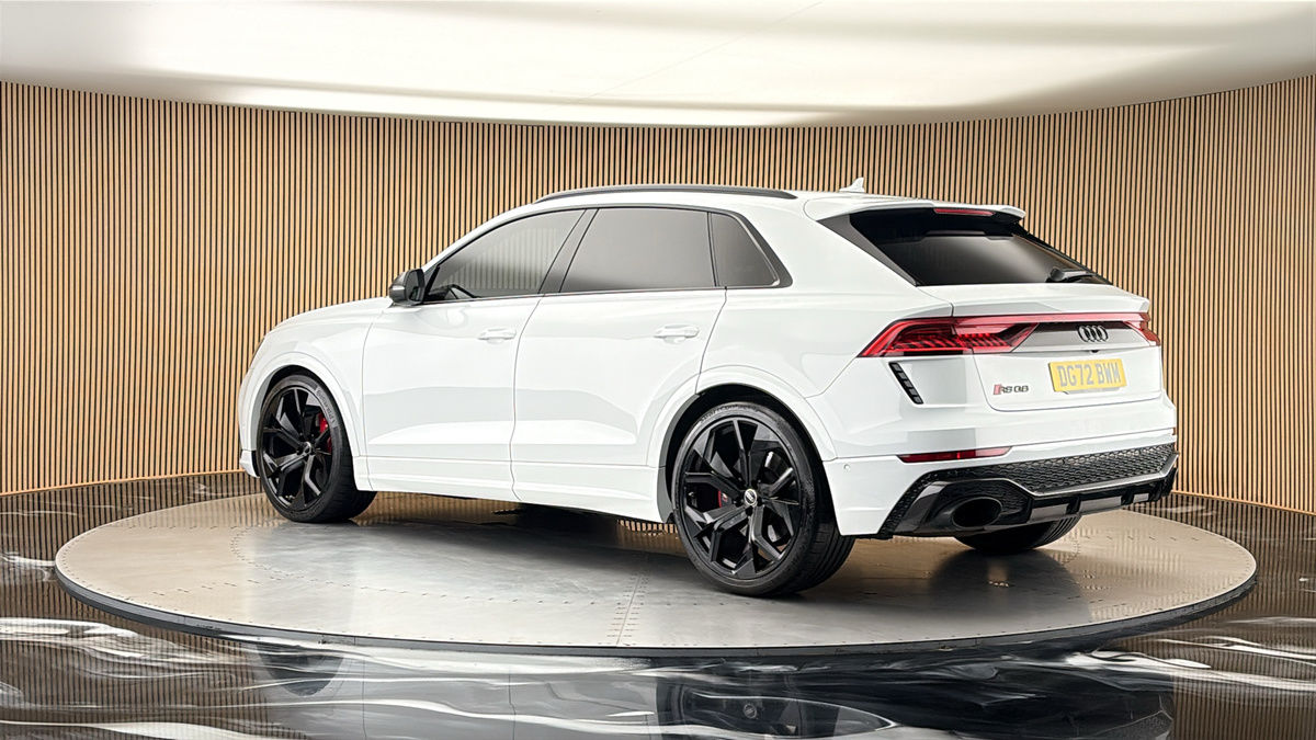 More views of Audi RSQ8