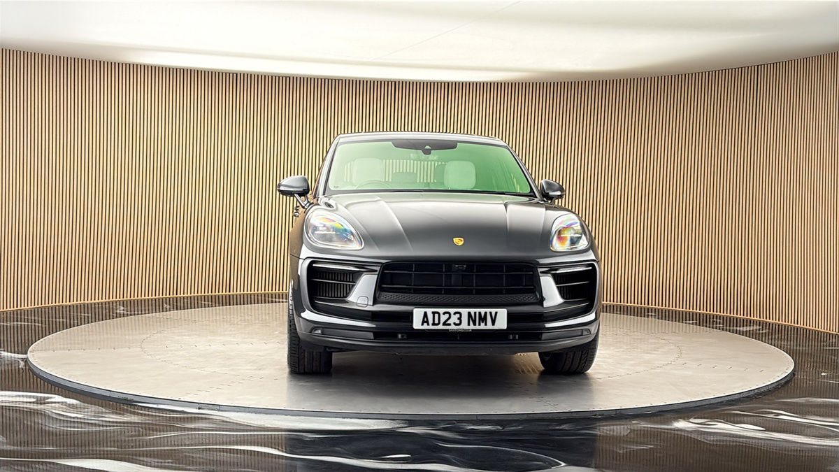 More views of Porsche Macan