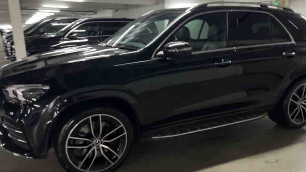 More views of Mercedes-Benz GLE