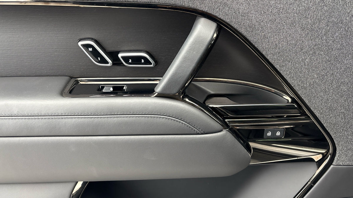 Land Rover Range Rover Sport Image 19