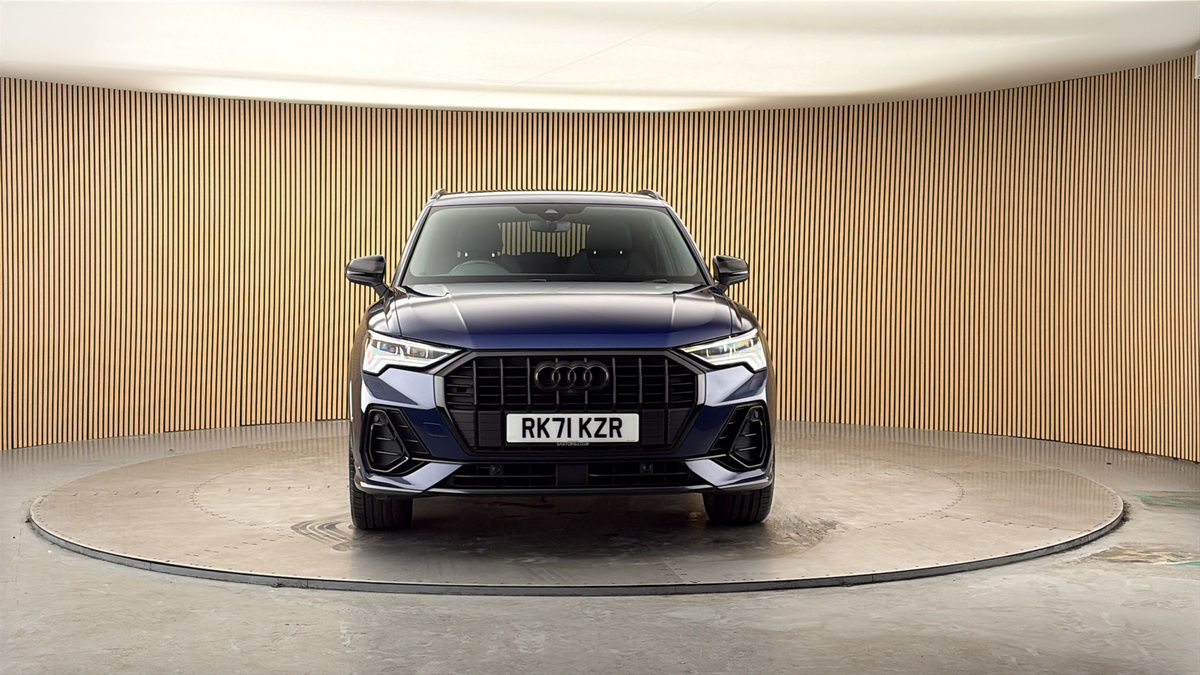 More views of Audi Q3