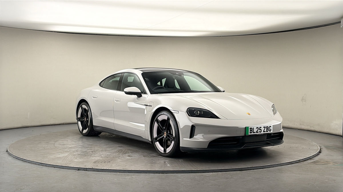 Porsche Taycan Sticky Header Image