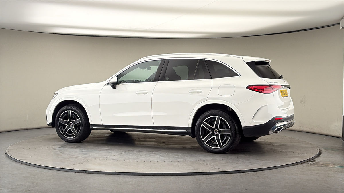 More views of Mercedes-Benz GLC