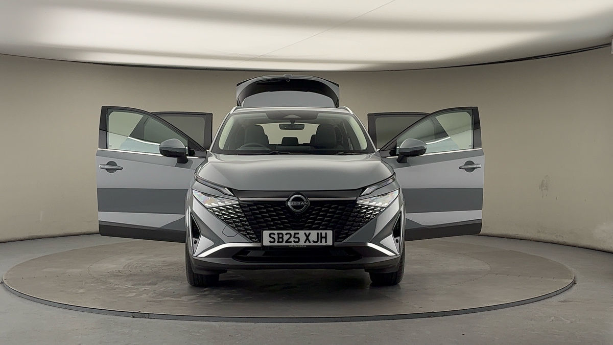 More views of Nissan Qashqai