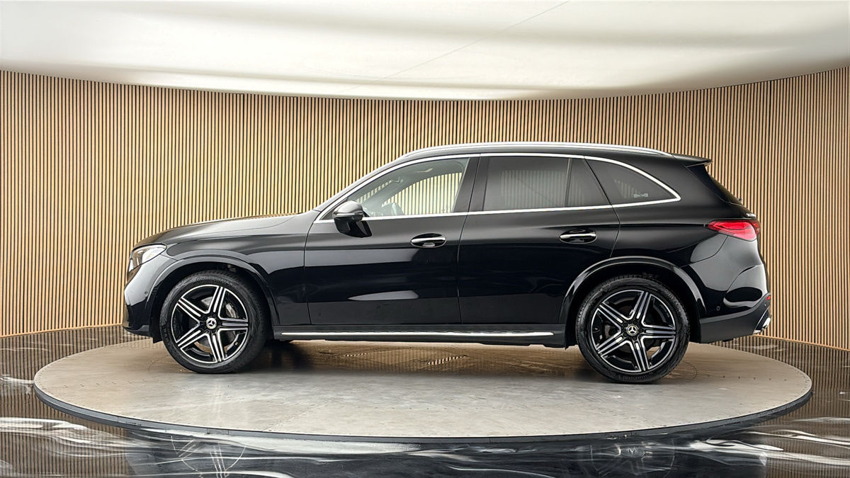 More views of Mercedes-Benz GLC