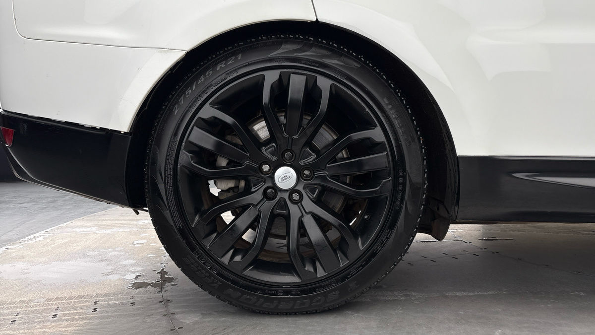 Land Rover Range Rover Sport Image 10