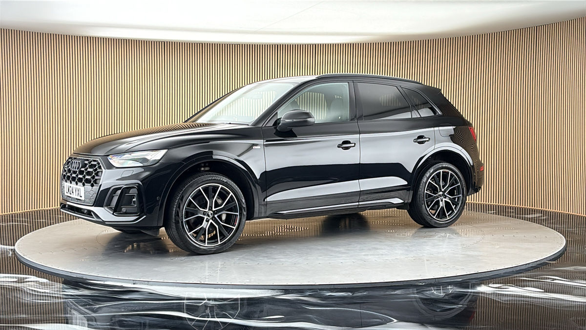 More views of Audi Q5