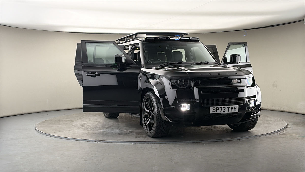 More views of Land Rover Defender 130