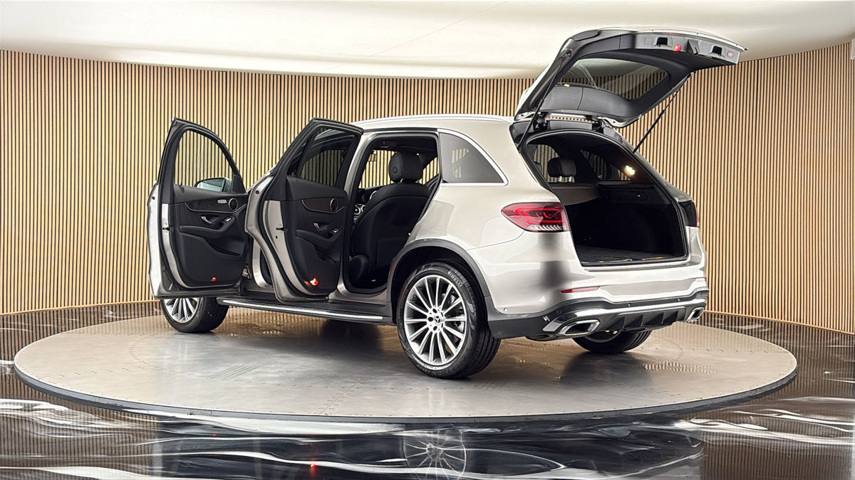More views of Mercedes-Benz GLC
