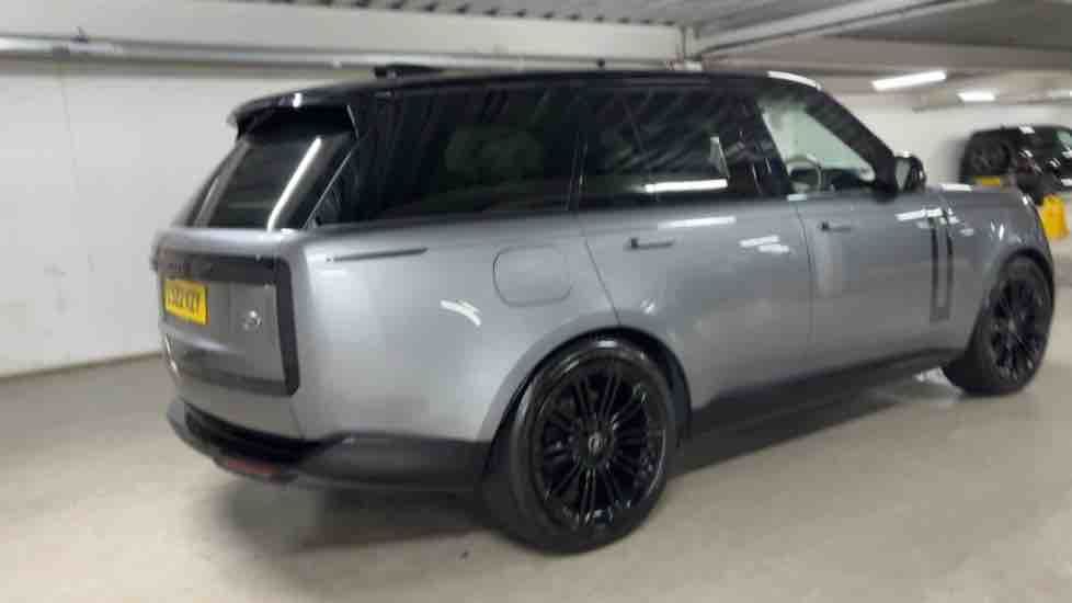 More views of Land Rover Range Rover