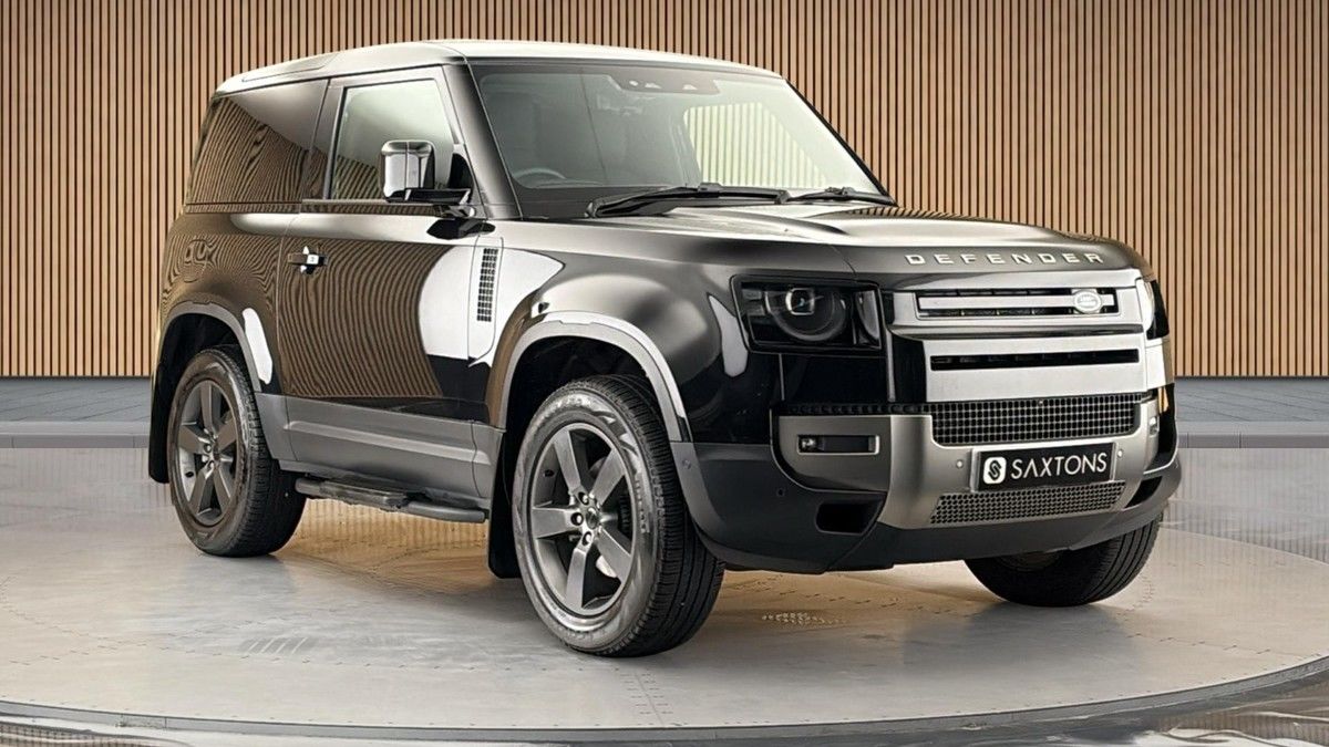 Land Rover Defender 90 Sticky Header Image