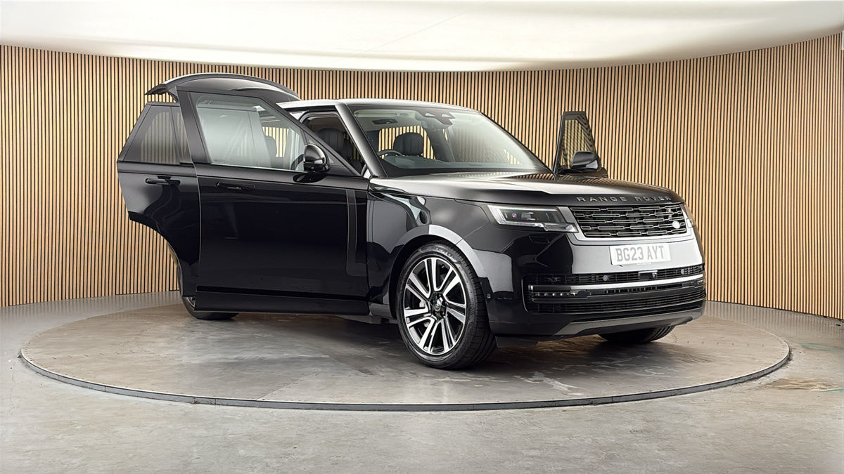 More views of Land Rover Range Rover