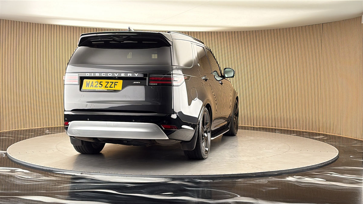 More views of Land Rover Discovery