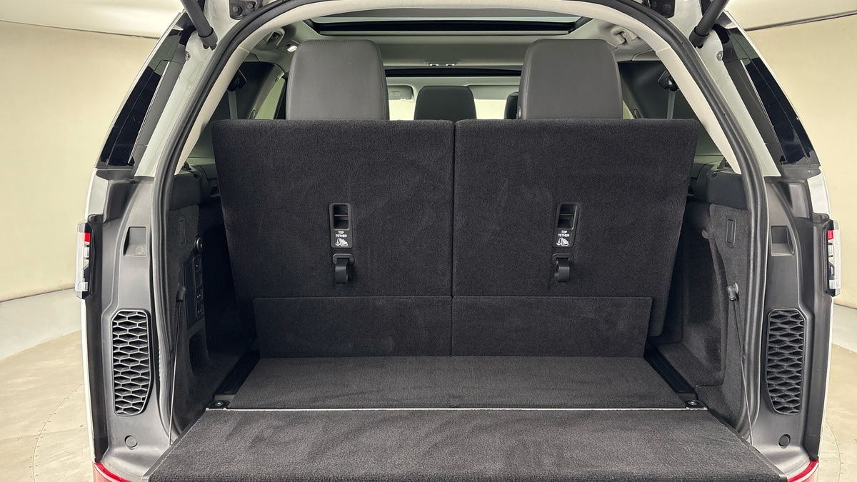 Land Rover Discovery Image 11