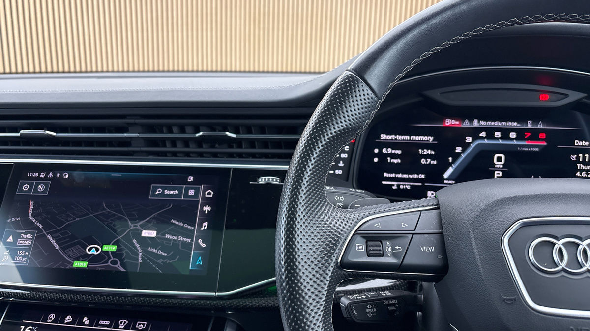 Audi SQ8 Image 13