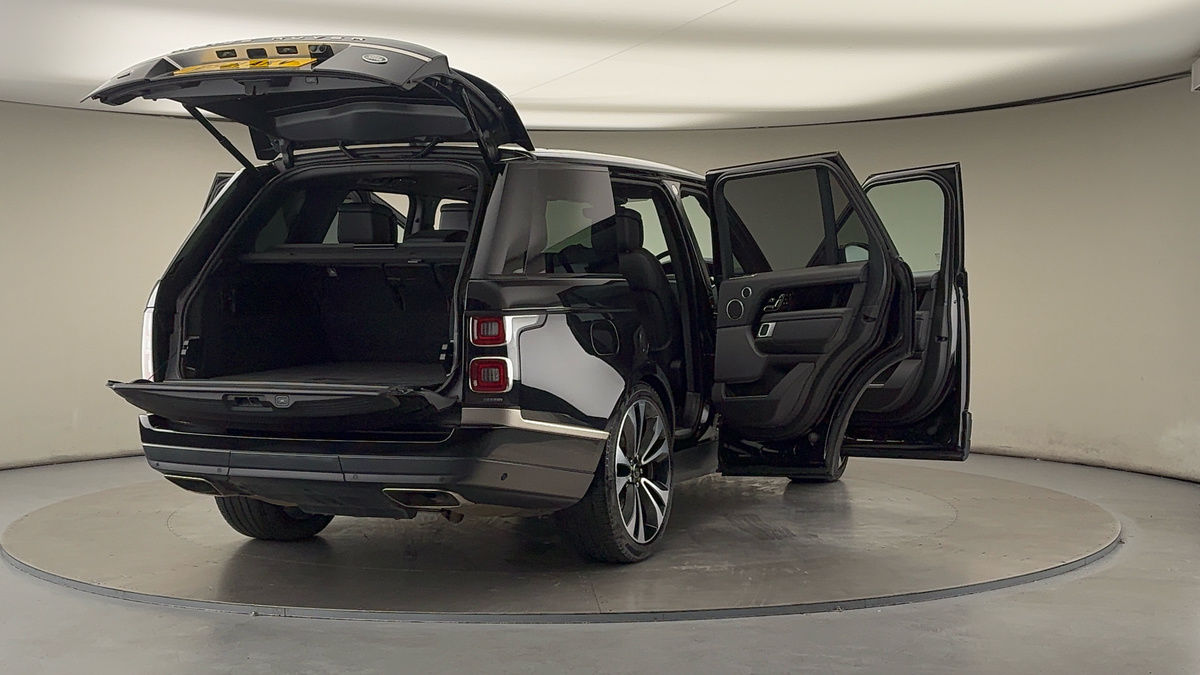 More views of Land Rover Range Rover