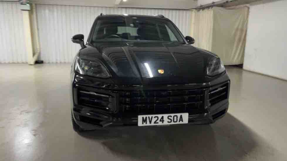 More views of Porsche Cayenne