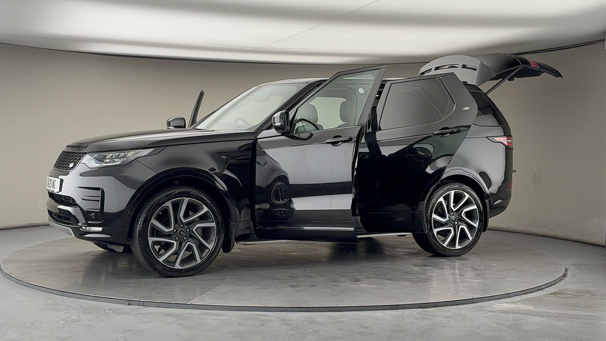 More views of Land Rover Discovery