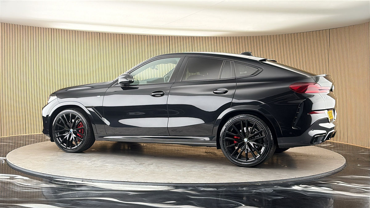 More views of BMW X6