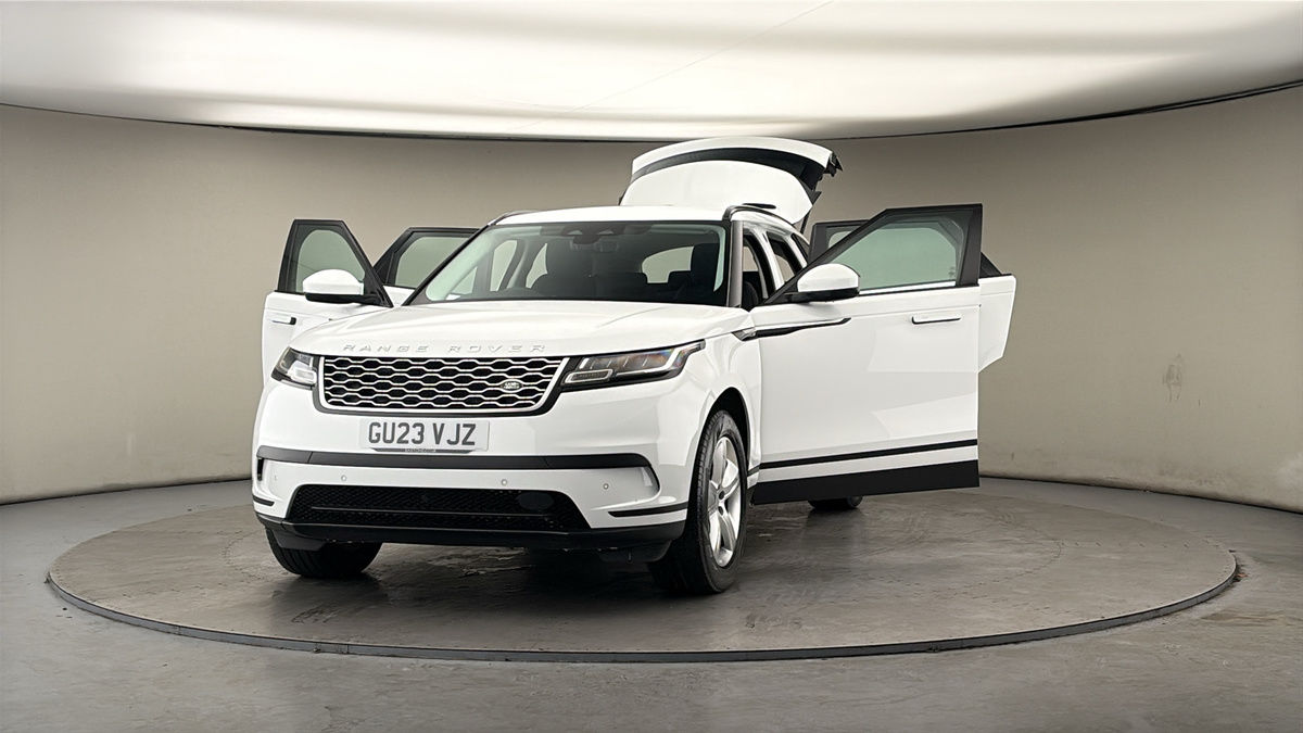 More views of Land Rover Range Rover Velar