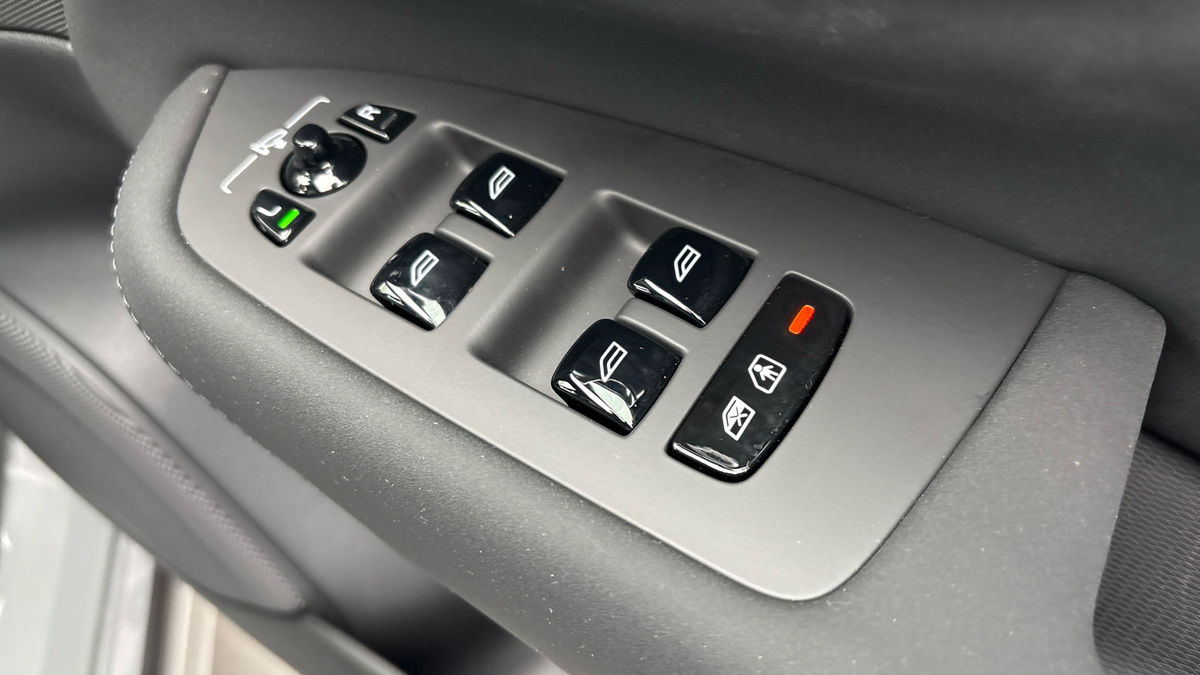 Volvo XC90 Image 25