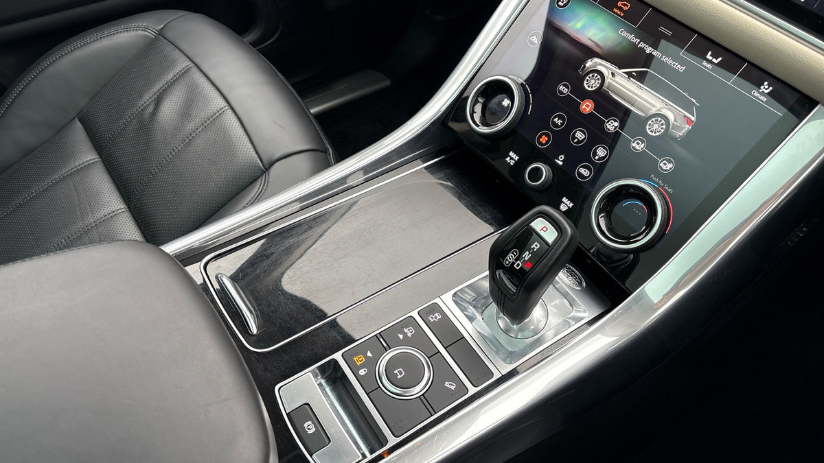 Land Rover Range Rover Sport Image 18